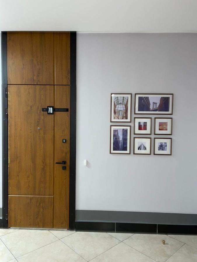 Кабанбай Батыра 58Б/7 Apartamento Astana Exterior foto